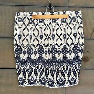 Willi Smith women's zip back pencil skirt - Size 12